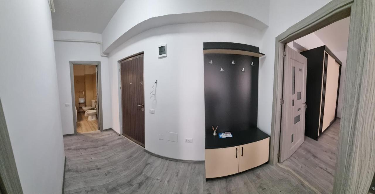 Apartament Mihaela Рымнику-Вылча Экстерьер фото